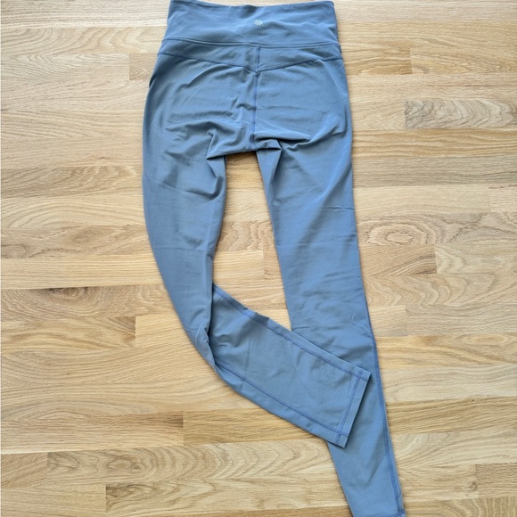 Athleta Gray High Waist Form-Fitting Pants - Picture 6 of 6